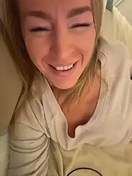 ChristinaSiemone - HAPPY CHRISTY ✨