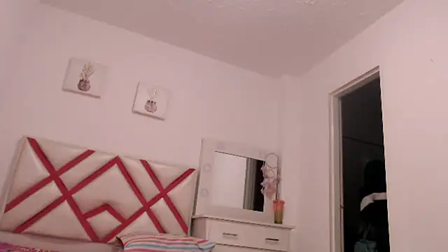 JessikaHoot - Beefered in the ass + lick pussy