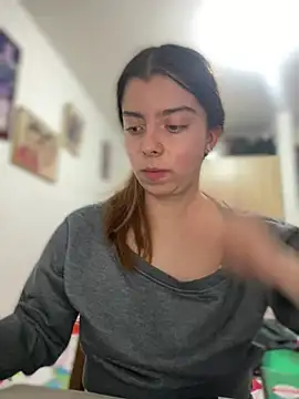 Cloew_Marz - Show and oil + Fingers in pussy