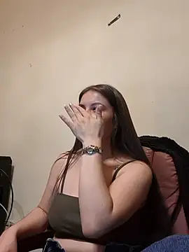 Emmasweet_Val - Clap with your tits 🍒🥵