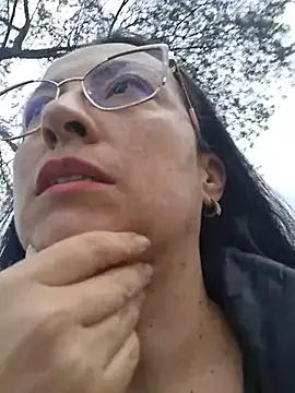 Lauryn_Jones - show my tits