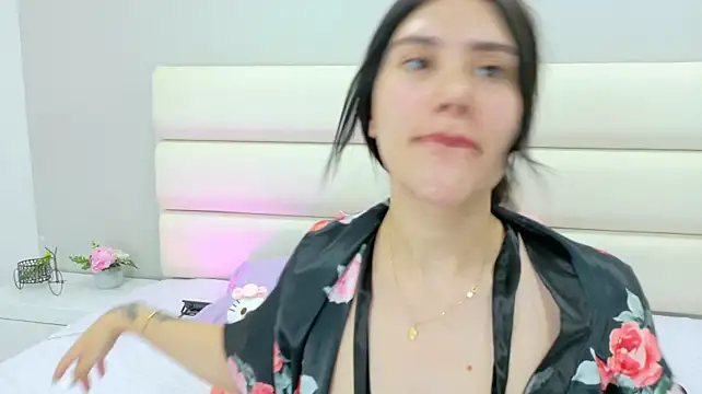 Atenea_Bunny - Finger in pussy