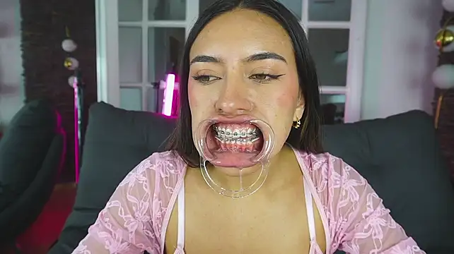 Foxy_zoe - destroy my make-up with bukake