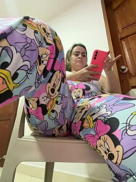 Im_Amelia - Get me turned on while I'm on my period.