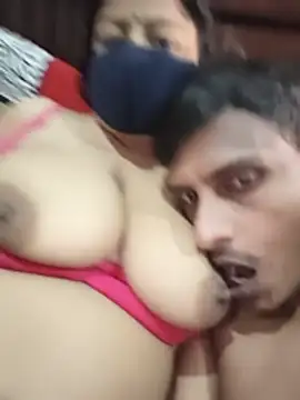 Priyadiwani - Cume in face public