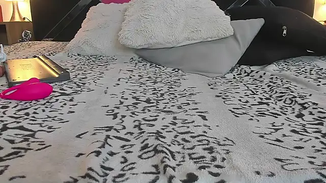 Scarlettprinces - DILDO ASS 🍑🍆