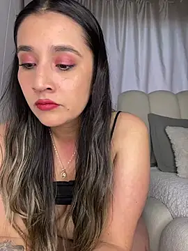 ChloeSaint_