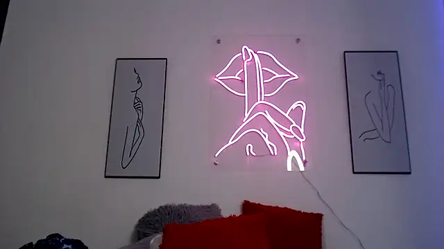 Rihana14 - 🤤 Mount Dildo and being a squirting 🤤