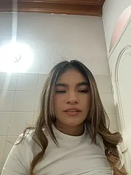 Selene_tylor_ - PLUG IN ASS+SPANKS HARDX10🔥