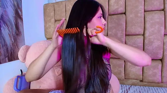 Katy_handerson - Bounce boobs + slaps 😈