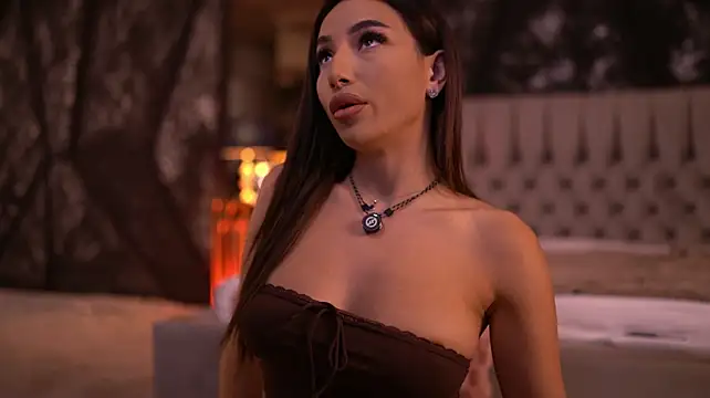 GinaValentinna - pussy needs some fingers inside