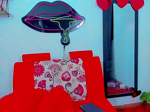 Sunshine_uwu22 - my pussy close, 5 fingers squirts 🌊😈🌸