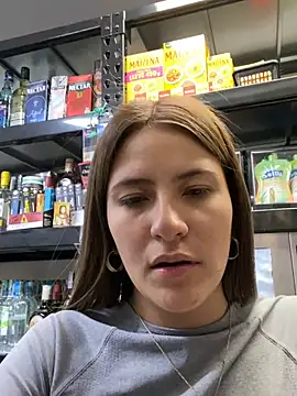Andrea_19blonde - Waxing with live waxing
