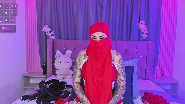 Nayla-Mouna - Doggy style+ slap ass X5 😍😋