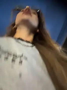 Nina_velvet01 - Take off shorts in the Uber.
