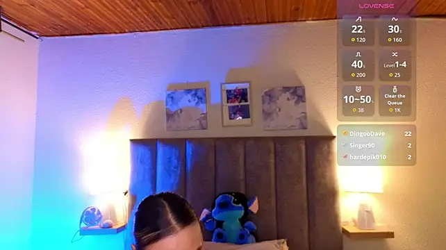 Victoria_Hils - ass whit oil