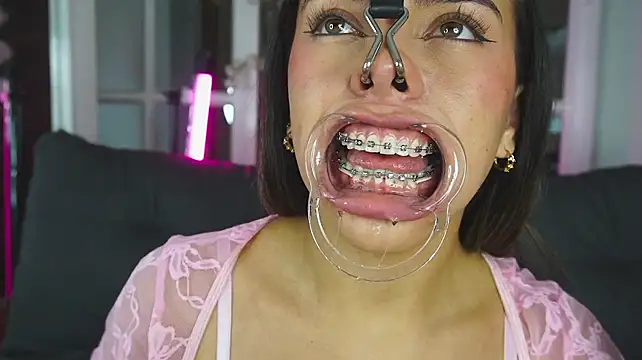 Foxy_zoe - destroy my make-up with bukake