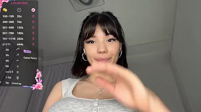 Barbie_Aria - Squeeze my boobs close