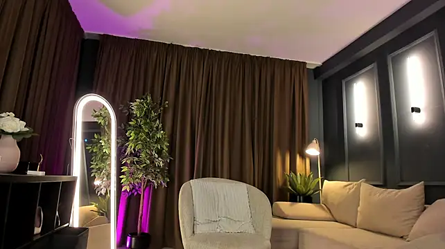 LexySinner - Stick Ur Fingers In My Pussy 👉💦