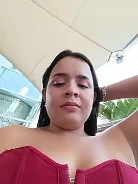 Julieth_hot-69 - Topless in a clothing store 😏🍒😈