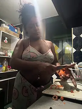 Emma_Dancer - twerk off panty