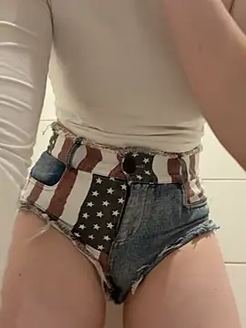 Cumonmme - massage tits under top💦