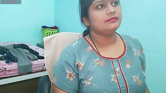 SWEETY_RANI - ass oiling and pussy show