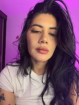 Clarachanelricek - Play with my pussy fingers deep