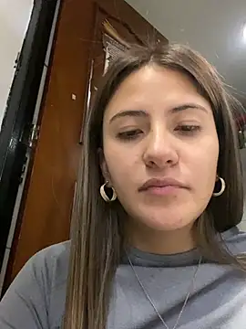 Andrea_19blonde - Waxing with live waxing