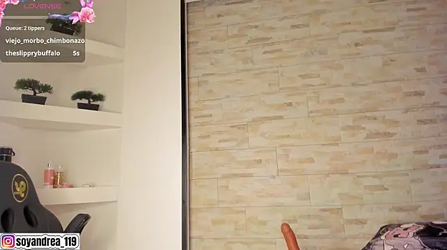 Juliana_smithh - Suck my cock and leave him clean