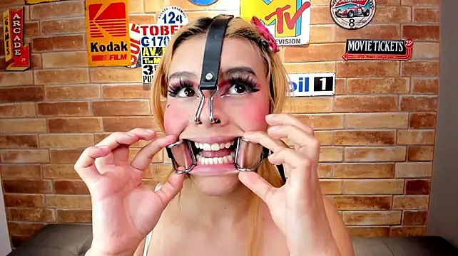 Foxy_renata - Fuck my tight ass + bukake
