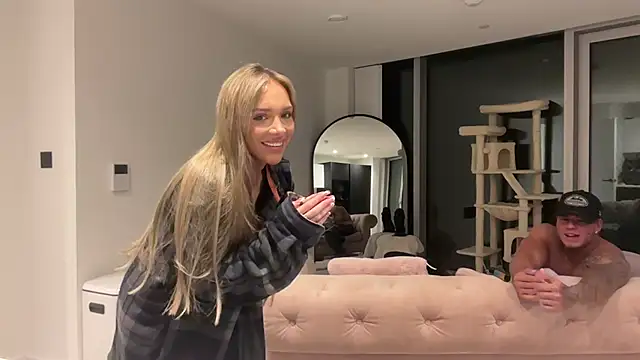Ellabelle - put something in my pussy