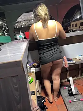 Moom_evil1177 - plug anal 🍑
