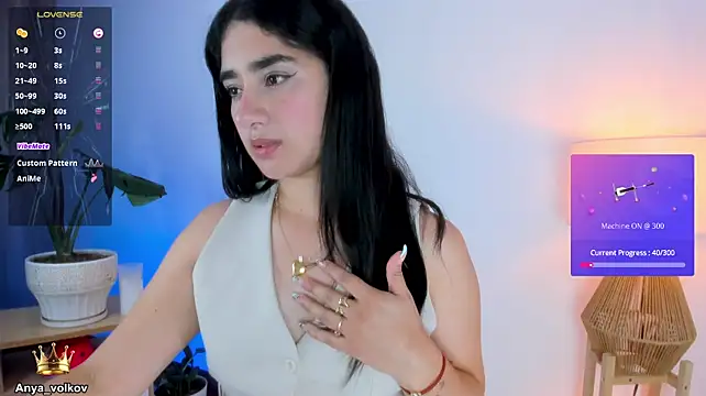 Anya_Volkov - flash boobs