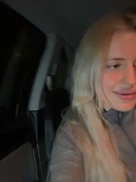 Holly-Glamour - Boobies last top ein Stranger Video