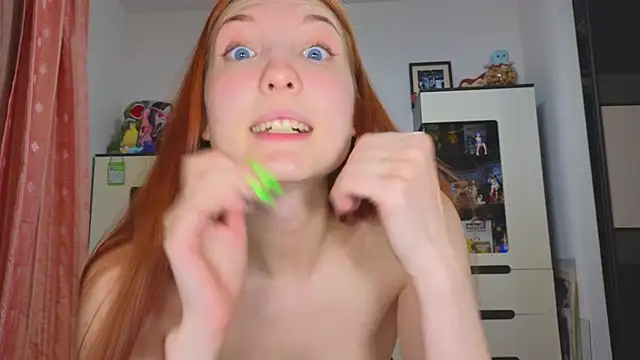 Olivia_Ridd - show naked pussy