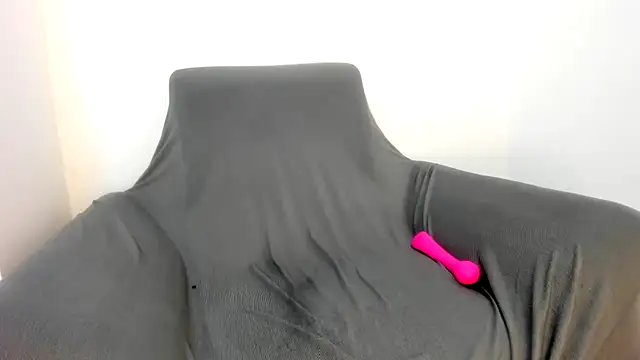 Gloria_mature - bouncing tits in your face