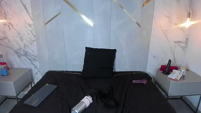 Luna_Celeste__ - show sorpris