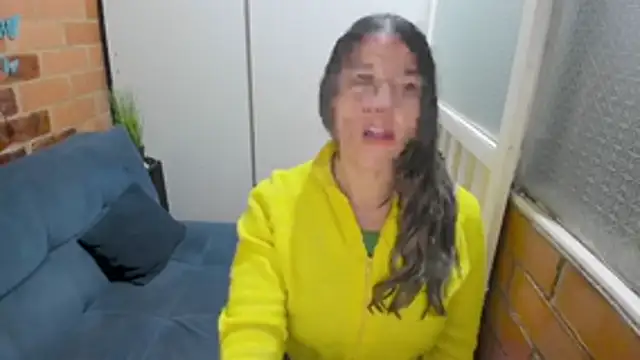 Penelope47 - naked dance and oil