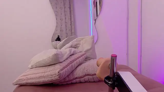 Lily-coopers - show squirt