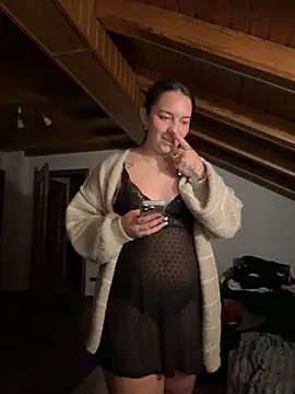 Naomi-Klein - Show my cute ass 🍑