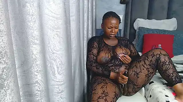 SexiestChocolate - SIPPING WINE AND HORNY🍑💦