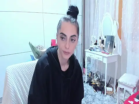 Jessycute28 - obey and get my panties wet