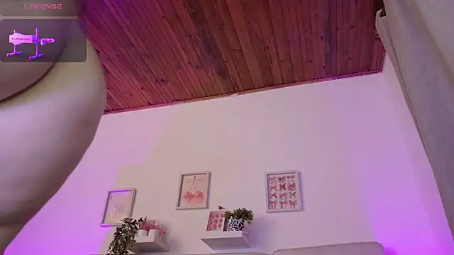 Malka_Burning - NAKED ME CLAP ASS 💕