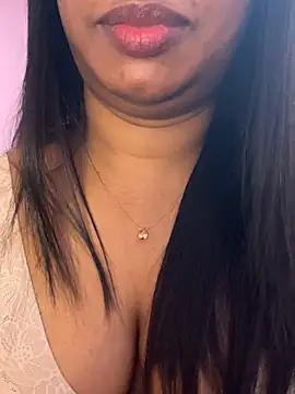 Tamil_Maaya