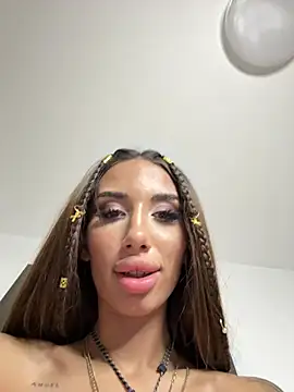 BlueEyes_BB - Topless 5 min
