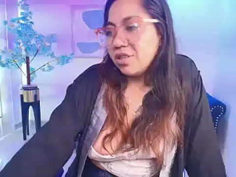 Silvana_lane - 2 finger in my ass 🍑✌