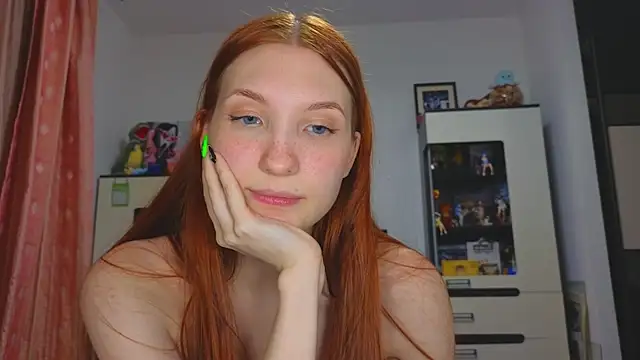Olivia_Ridd - lick dildo