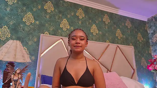 Kailani_Moani - OIL ALL OVER MY BODY WITHOUT A THONG