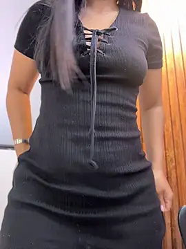Sara-Castillo - SUPER MEGA SQUIRT IN THE MEN'S BATHROOM